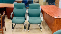 HON Sled Base Chairs  with arms      Green